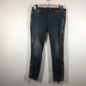 Hudson Luna Super Skinny crop studded jeans 28